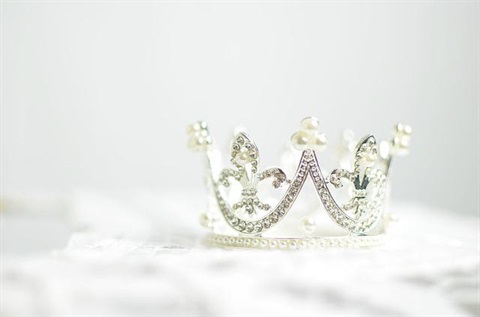 crown-gab3a02468_640.jpg